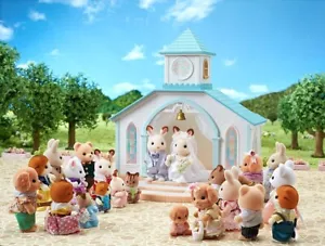 Sylvanian Families Calico Critters Sky Blue Wedding Chapel - Picture 1 of 4