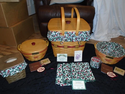 Longaberger Christmas Holly Evergreen Basket-Popcorn-Ribbon-Napkin-Tissue-Lot Cover