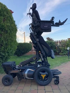 Permobil F5 VS wheelchair - Picture 1 of 7
