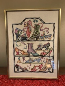 Framed Needlepoint Womens Dress Shoes Vintage to Modern - Picture 1 of 5