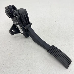 PEDAL ACELERADOR MITSUBISHI COLT CZ2 MN125791 1.3 GASOLINA 4A90 08-13 - Imagen 1 de 12