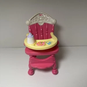 Fisher Price Mattel Puppe rosa Hochstuhl Puppe Spielzeug 6 Zoll liebevolle Familie - Bild 1 von 3
