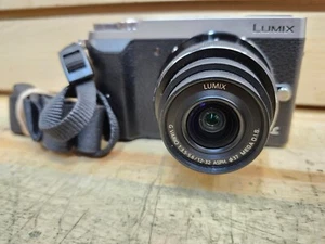 Panasonic Lumix DMC-GX85 W/ G VARIO 1:3.-5.6 / 12-32 ASPH MEGA O.I.S LENS - Picture 1 of 7