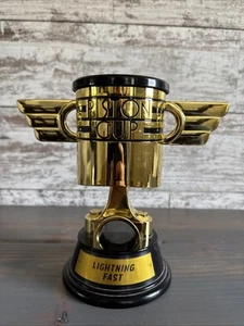 Disneyland California Adventure Piston Cup Sipper Cup GOLD w/Lid Cars XNICE PINT - Picture 1 of 5