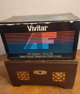 Vivitar 70-210mm f/4.5-5.6 Auto Focus Telephoto Zoom Lens for Nikon AF - Image 1 of 4