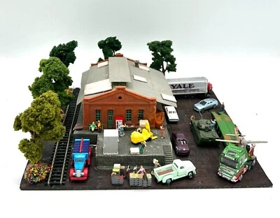 N Scale Model Power Custom Weathered Rail Side Industrial Warehouse &Yard - Image 1 of 4
