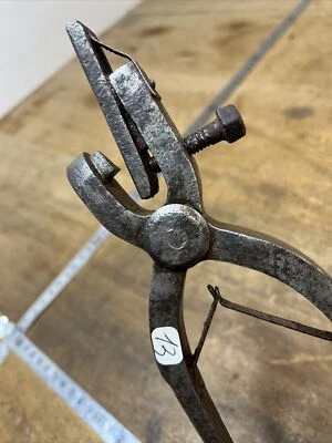 n° 13 OUTIL ANCIEN, old tool  pince à avoyer - Photo 1/4