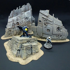 Raumschiff-Wrack-Set - 28 mm 32 mm UNLACKIERT Tischplatte Sci-Fi Gelände-Set - Bild 1 von 8
