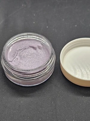 Vital Radiance by Revlon Easy Blending Mousse Shadow 12 LILAC LIGHT .11oz - Image 1 of 3