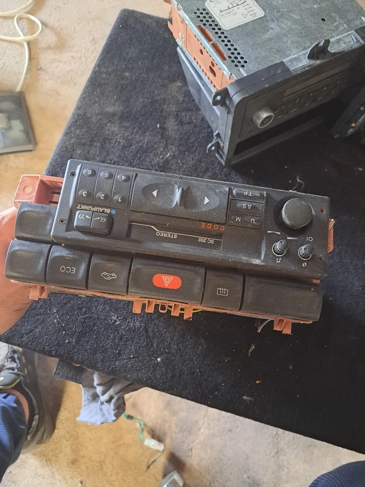 Z27* Opel Vectra B Autoradio 90381123 - Bild 1 von 4