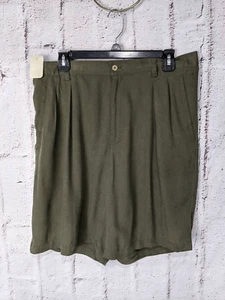 Tommy Bahama 100% Silk Dress Shorts Pleated Dark Green Button Closure sz 34 New - Picture 1 of 10