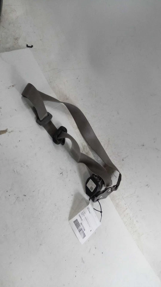 2015 Chevrolet Express 2500 Van Used OEM Seat Belt White 145K Miles NJ25-18170 Foto 1 de 4