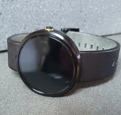 Smartwatch Motorola Moto 360 não testado - Imagem 1 de 4