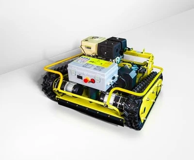 28″ Gas Powered, Remote Controlled Mower w/ 15HP EPA Engine PK-RM70 - Image 1 of 3