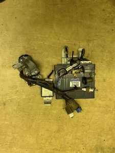 MITSUBISHI SHOGUN SPORT K94 IGNITION STEERING LOCK TRANSPONDER AND ECU - Picture 1 of 5