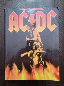 AC/DC: BONFIRE Guitar Tablature Edition Sheet Music Book 1997 Electric Guitar - Foto 1 di 9
