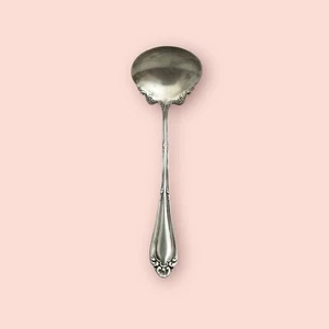 "Placa de plata ASTORIA Gravy Ladle Art Nouveau 1898 sin monograma 5,5""" - Imagen 1 de 3