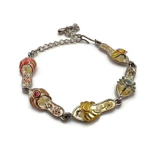 1970's  Vintage Multicolor Enamel Flip Flop Sandal Link Fashion Bracelet - Picture 1 of 12