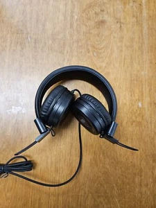 CAD MH100 Closed Back 40mm Driver Black Professional Studio Headphones - Used - Picture 1 of 3