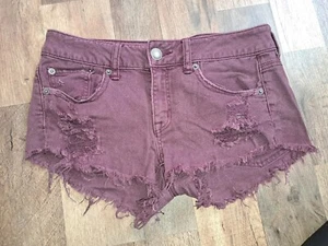 American Eagle Strech Maroon Distressed Shorts Size 2 - Picture 1 of 4