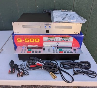 Stanton S-500 Professional Dual CD Player + Controller W Original Box & Extras - Image 1 of 4