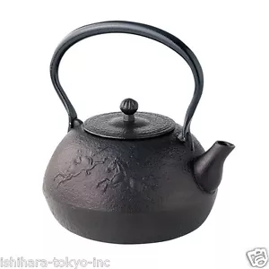 Nanbu Tetsubin - Umahada (Pferdehaut) 0,8 L - Japanischer Gusseisen Teekanne Wasserkocher - Bild 1 von 5