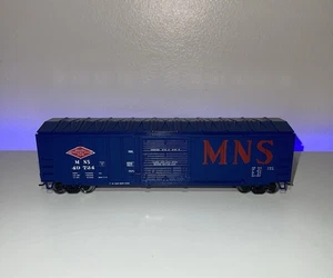 Athearn HO Minneapolis Northfield Southern Boxcar—  MNS #49724 - Picture 1 of 5