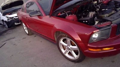 Windshield Wiper Motor And Linkage Fits 08-12 MUSTANG 5204826 - Image 1 of 4