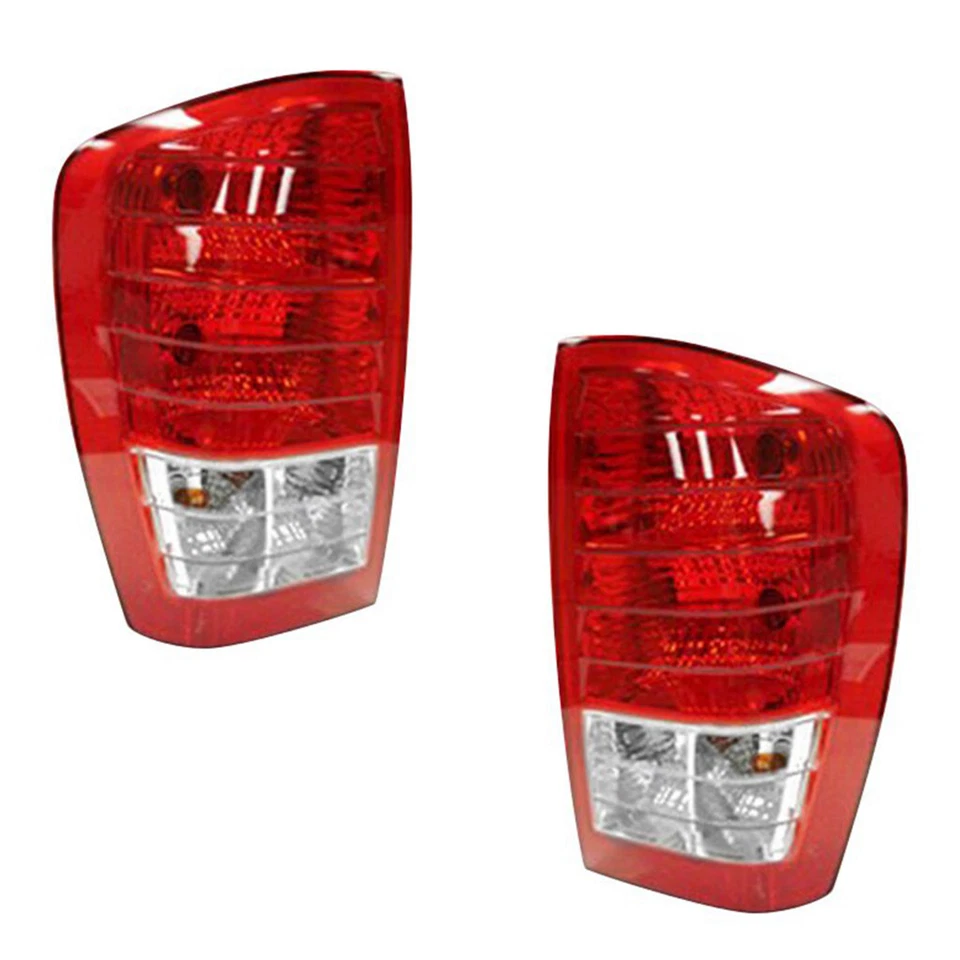 Luces traseras conductor y pasajero Hyundai Entourage 2007 2008 | Par Foto 1 de 1