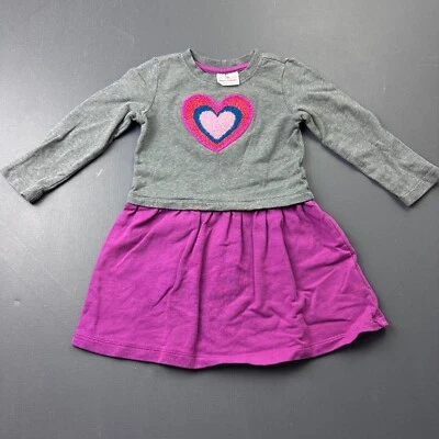 Vestido Hanna Andersson Niñas 12 Gris y Púrpura Tejido Diseño Corazón Parche Foto 1 de 4