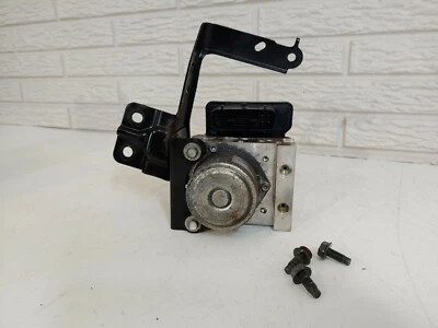 2008-2013 Nissan Rogue ABS Module anti-lock brake pump unit OEM - Image 1 of 4
