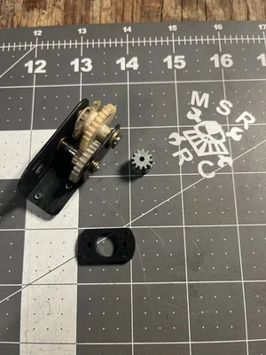 PIEZAS (TRANSMISIÓN) Kyosho Eleck Rider Motociclista Escala 1:6 Foto 1 de 4