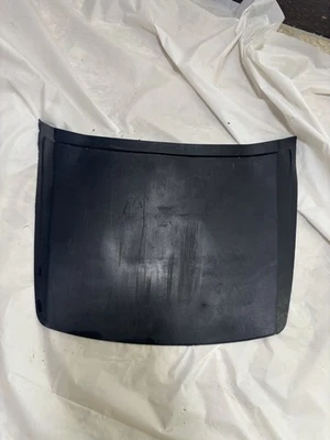 Guardabarros delantero Honda Atc 110 OEM ATC 125m OEM 1983-1985 Foto 1 de 4