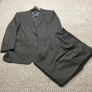 Vintage Hart Schaffner Marx 2Pc Suit Size 48 Coat Pants 42x29 Gray USA Excellent - Picture 1 of 11