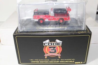 CODE 3 COLLECTIBLES Firehouse Expo 2009 Mack CF Fire Engine - Image 1 of 3