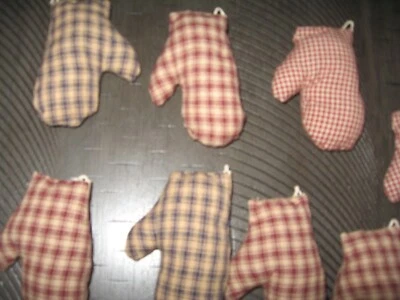 Primitive Homespun Fabric Mittens Bowl Fillers Tucks Lot of 10 Rustic Farmhouse - Image 1 of 3