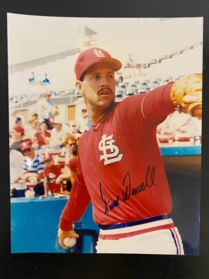 Fotografía 10x8 firmada a mano por Todd Worrell Foto 1 de 4