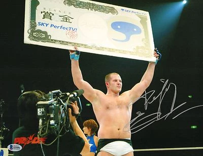 Fedor Emelianenko Signed 11x14 Photo BAS Beckett COA Picture Autograph Pride FC - Image 1 of 4