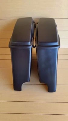 4" STRETCHED SADDLEBAGS DUAL EXHAUST WITH LIDS FOR HARLEY DAVIDSON 89-2013 BIKES - Image 1 of 4