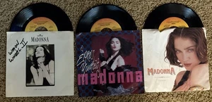 3 Vinyls of 45 RPM (Lot D) Original Madonna Records and their Pictures Cover! - Picture 1 of 1