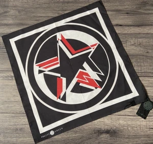 PRETTY GREEN COTTON STAR PRINT POCKET SQUARE/BANDANA BNWT - Picture 1 of 8