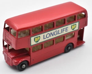 Matchbox Regular Wheels #5 Routemaster London Bus rosso BP Longlife Lesney En... - Foto 1 di 4
