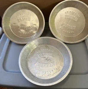 Plush Pippin Metal Pie Tin "no deposit" No return, Vintage lot of 3 -9 INCH - Picture 1 of 8