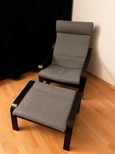 Ikea Poäng Sessel und Hocker grau/schwarz - Bild 1 von 14