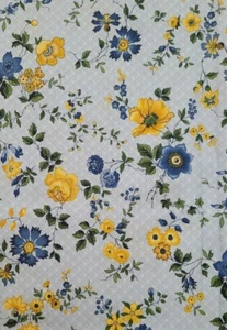 Terraza de 1 yarda x 42" 100 % algodón, sol mediante hilos de conexión, flores en azul - Imagen 1 de 3