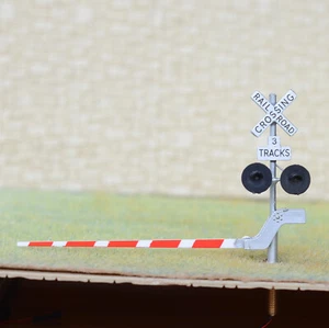 2 x HO scale railroad grade crossing signal arm gate stop lever 3 tracks #CB23N - Picture 1 of 5