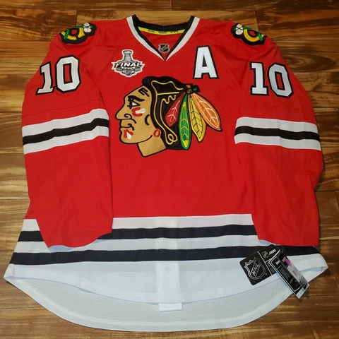 NEW Patrick Sharp NHL Reebok Stitched 2015 Stanley Cup Hockey Jersey Size 56 Cover