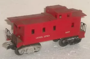 Lionel Lines 1007 Caboose ~ Nice ~ Type B ~No Raised Center Board on the Catwalk - Picture 1 of 8