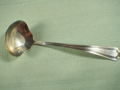 Sterling Silver Gravy Ladle Manufacturer's mark Unidentified 5.5" Cover