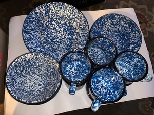 CGS International Emaillegeschirr 31er Set blau weiß Spritz Teller Schüsseln Tassen Vintage - Bild 1 von 7